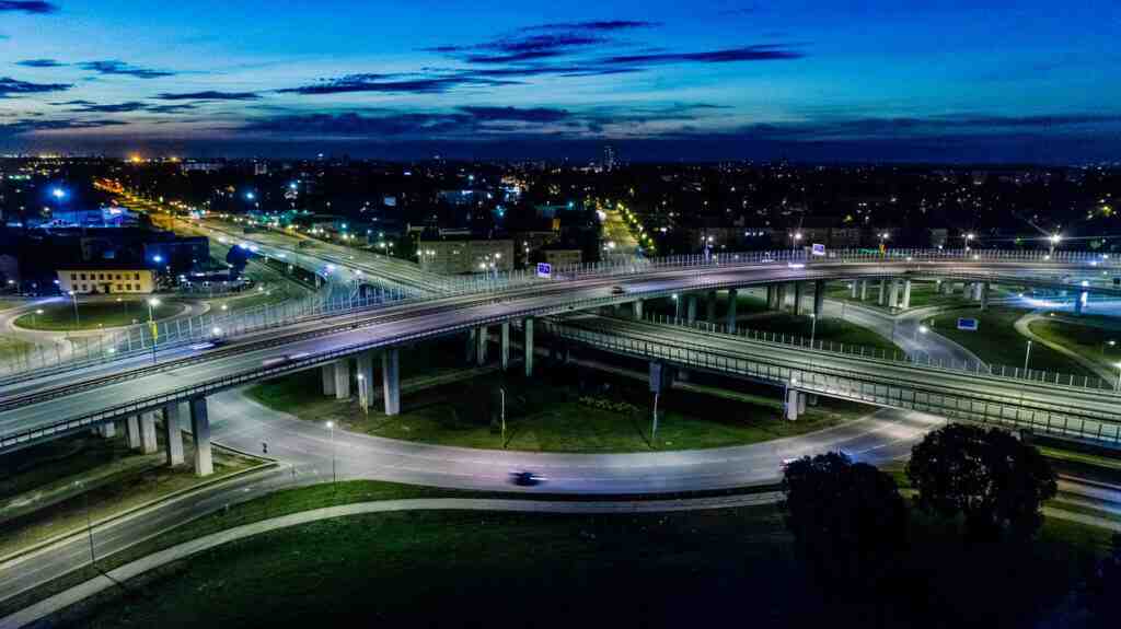 Какая система транспортировки более выгодна?